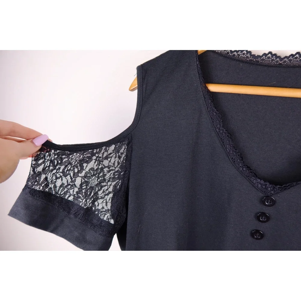 Black Cold Shoulder Lace Trim V-Neck Button Front Blouse Top Women Excellent